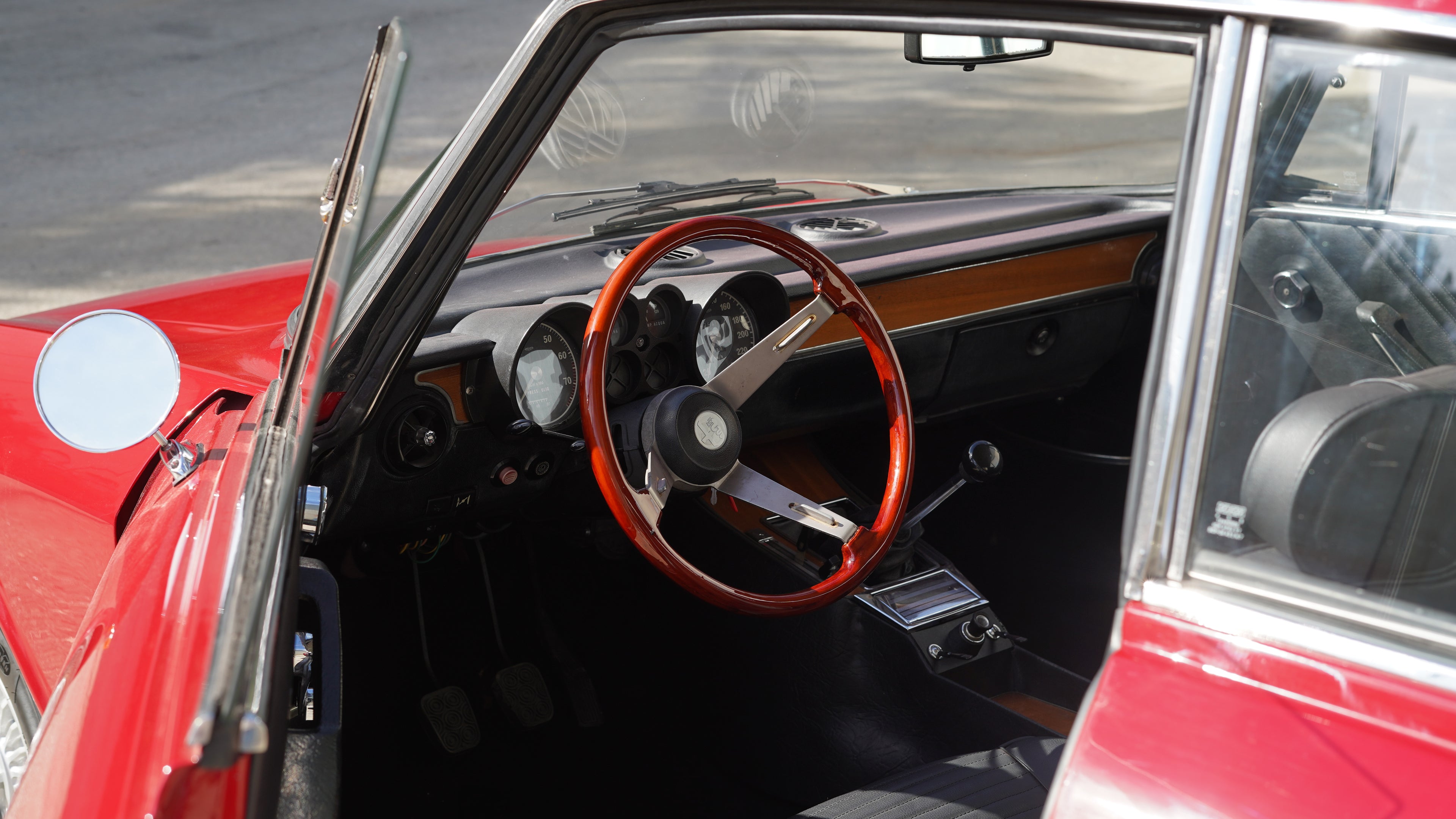 Alfa Romeo Giulia GT 1.6 (1965) - foto 6 - Marco Motorsports